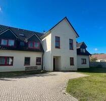 Schöne 1-Zimmer-Wohnung mit Terrasse in betreuter Wohnanlage von Plate zu mieten!