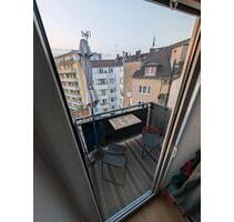 3-Zimmer-Maisonettewohnung mit Balkon - Düsseldorf Stadtbezirk 3