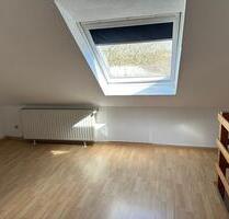 Gemütliche 2-Zimmer-Wohnung in Oberhausen-Osterfeld – Viel Platz