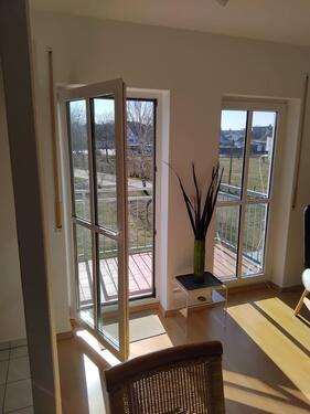 Foto - 2 Zimmer Wohnung voll möbliert Balkon Küche bahnhofsnah