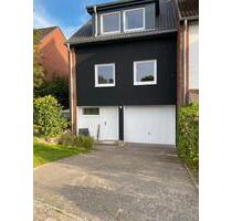 Modernisiertes Reihenendhaus im beliebten Sternenviertel Engelsby - Tastrup