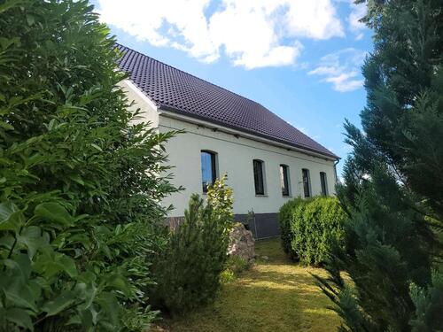 Foto - Großes Einfamilienhaus mit 1674 qm Grundstück und viel Ausbaure