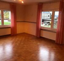 Charmante Wohnung mit Eckbadewanne, Parkett & viel Raum zum Leben - Büchenbeuren