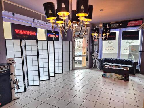 Foto - Gewerbeeinheit Trier Süd mit Parkplatz