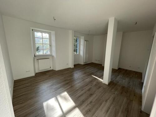 Foto - Zentrale 2 ZKBB in Eltville - 790,00&nbsp;EUR Kaltmiete, ca.&nbsp; 60,00&nbsp;m&sup2;