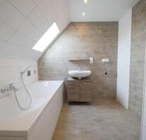 Geräumige Maisonettewohnung für junge Familien mit Galerie und Balkon in Töging - Töging am Inn