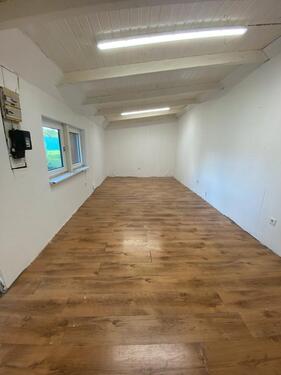 Foto - Hobbyraum Lager mit Garten - 300,00&nbsp;EUR Kaltmiete, ca.&nbsp; 0,00&nbsp;m&sup2;
