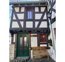 Design trifft Großzügigkeit - Stilvolles Fachwerkhaus in Löhnberg