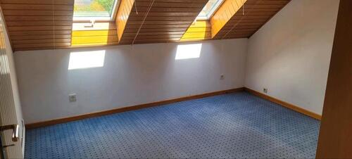 Foto - Dachgeschoßwohnung in Dransfeld zur Miete
