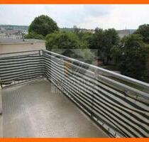 1,5 Raum-DG-Whg. mit Balkon und Aufzug in Innenstadtnaher Lage - Nähe Südbahnhof und Arcarden. - Gera