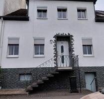 Reihenmittelhaus zum Kauf - 164.500,00&nbsp;EUR Kaufpreis, ca.&nbsp; 135,00&nbsp;m&sup2; in Gerolstein (PLZ: 54568)