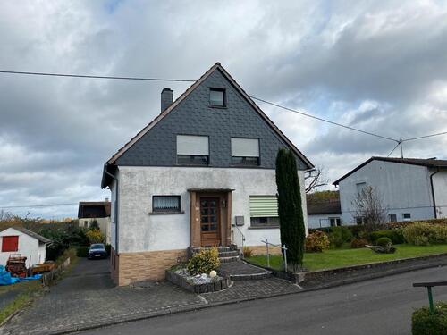 Foto - Einfamilienhaus zu verkaufen in Gehlert VB 179000Euro