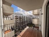 Foto - Erstbezug: Lichtdurchflutete 3-Zimmer-Wohnung mit Balkon & Loggia