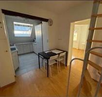 3 Zimmer in 5-er Wg frei in Stuttgart-Süd