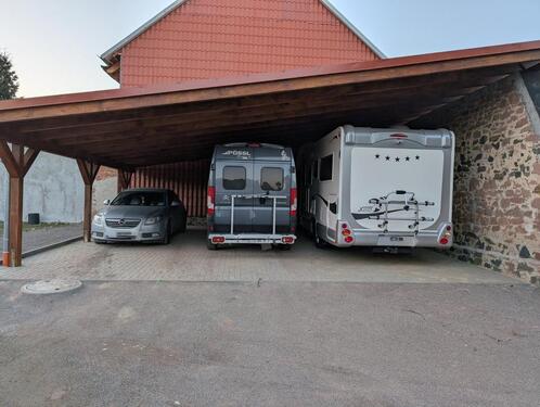 Foto - Carport-Stellplatz für Wohnmobil Wohnwagen Boot Transporter