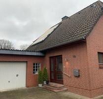 Großzügiges Einfamilienhaus mit großem Garten in zentraler Lage - Tostedt