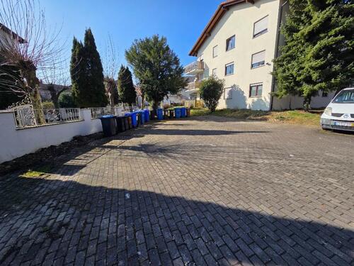 Foto - PKW Aussenstellplatz Stellplatz zu vermieten