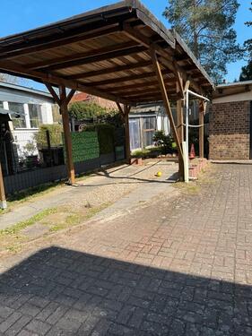 Foto - Stellplatz mit Dach in Rudow - 100,00&nbsp;EUR Miete,