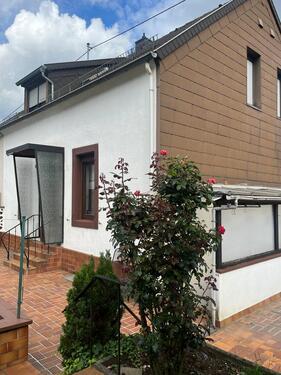 Foto - EFH Haus Einfamilienhaus mit Garage in ruhige zentralen Lage