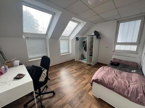 Foto - Möbliertes ZimmerWohnung ab 1.4. – 340€ warm