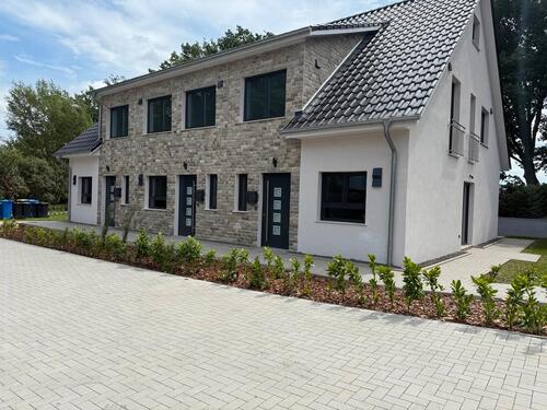 Foto - Schickes Neubau Reihenhaus in Bienenbüttel-direkt am Naturschutz