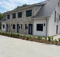 Schickes Neubau Reihenhaus in Bienenbüttel-direkt am Naturschutz - Lüneburg