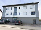 Foto - Modernisiertes Mehrfamilienhaus mit 10 Einheiten - Vollvermietet