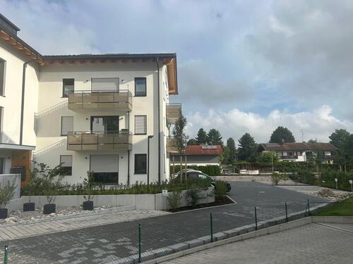 Foto - Neuwertige Whg. (2025) in zentraler Lage von Prien