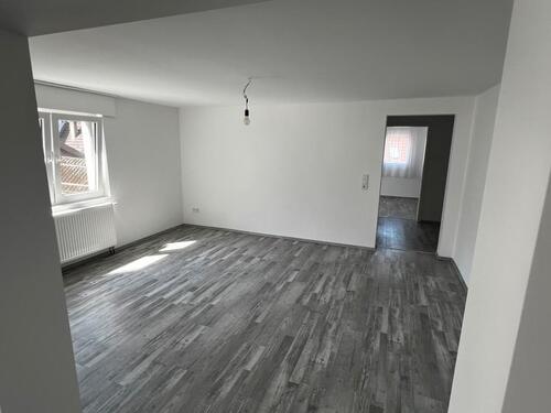 Foto - 2,5 Zimmer Wohnung mit Garten - 900,00&nbsp;EUR Kaltmiete, ca.&nbsp; 80,00&nbsp;m&sup2;