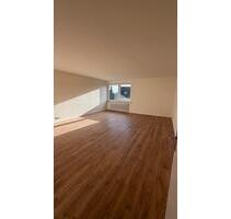 Frisch sanierte 3 Zimmer Wohnung Köln Holweide