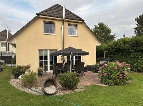 Foto - Einfamilienhaus in Sackgassenlage mit Pv & Kaminofen