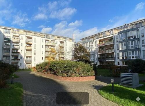 Foto - 2-Zimmer, Balkon, TG, EBK, voll möbliert, Aufzug