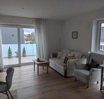 Neubau 3-Zimmer Wohnung mit großem Balkon, EBK und Aufzug ! - Straubing