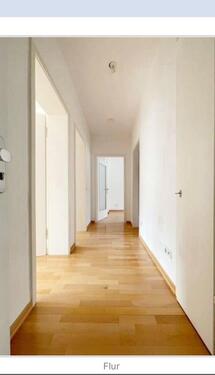 Foto - Sonnige 3-Zimmer Wohnung mit Balkon und EK Innenstadt von privat