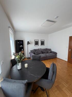 Foto - Helle 2-Zimmer Wohnung mit großen Balkon in Top Lage