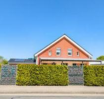 Großzügige 4-Zimmer-Wohnung mit Balkon, Garten & Carport in ruhiger Lage von Lüdingworth - Cuxhaven Groden