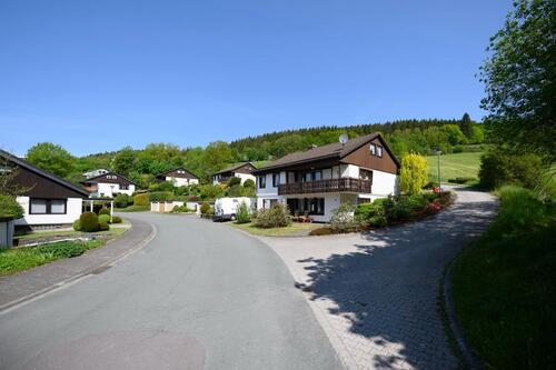Foto - Haus am Waldrand (Sauerland), 4 Zimmer, Balkon, Garten