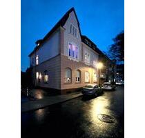 Altbau-Charme: 4,5 Zi. mit Echtholzparkett & sep. Home-Office-Zimmer in Top-Lage (Stadtwald-Nähe) - Essen Stadtbezirk IX