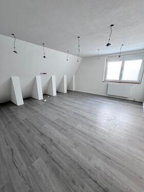 Foto - 7 Zimmer Etagenwohnung zur Miete in Deilingen