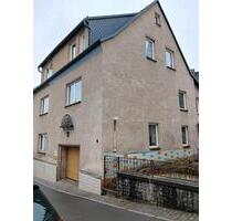 Ein bis Zweifamilienhaus - 50.000,00&nbsp;EUR Kaufpreis, ca.&nbsp; 110,00&nbsp;m&sup2; in Wildenfels (PLZ: 08134)