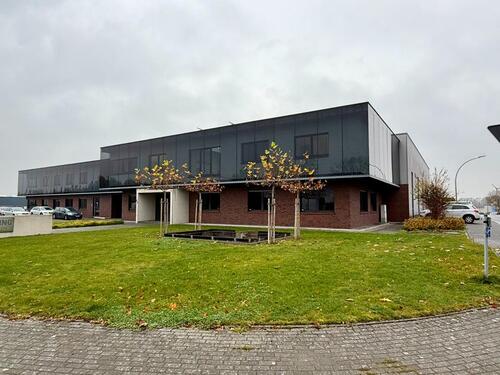 Foto - Moderne Bürofläche in repräsentativem Gewerbeobjekt!