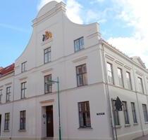 BUSCH-IMMOBILIEN ~ Niveauvolle Gewerbefläche im Güstrower Stadtkern!