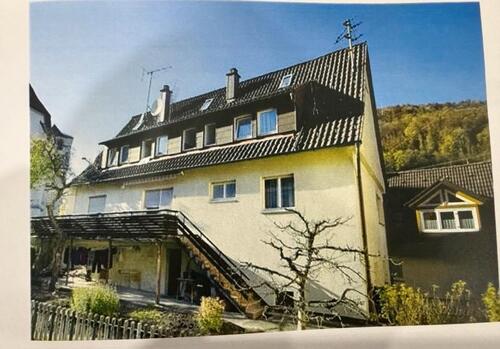 Foto - 8 Zimmer Mehrfamilienhaus, Wohnhaus in Wiesensteig