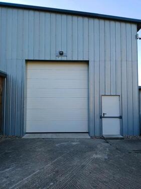 Foto - Vermiete Lagerhalle Halle Lager Lagerhaus