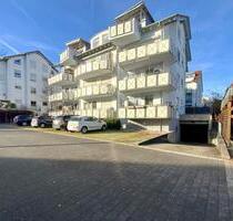 Lichtdurchflutete 3-Zimmerwohnung mit EBK und Süd-West Balkon in Freiberg am Neckar