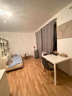 Foto - 1 Zimmer Etagenwohnung zur Miete in Frankfurt am Main