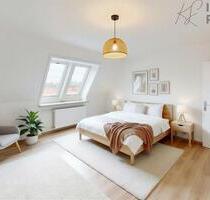 3-Zimmer-DG-Wohnung zwischen Bahnhof und Innenstadt mit Aufzug und Kellerabteil - Bayreuth City