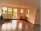 Foto - 2,5 Zi.-Wohnung - 1.300,00&nbsp;EUR Kaltmiete, ca.&nbsp; 62,00&nbsp;m&sup2;