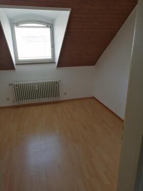 Foto - Dachgeschoßwohnung mit 100,00 m&sup2; in Gottmadingen zur Miete