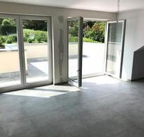 Stilvolle Dachwohnung mit traumhafter Terrasse in Margetshöchheim